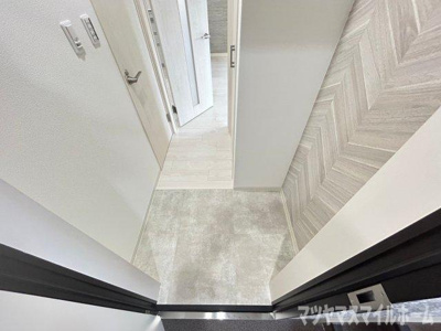 【玄関】 | ラモーナ雁屋西町