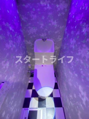 大阪市淀川区西三国３丁目の賃貸マンションのトイレ