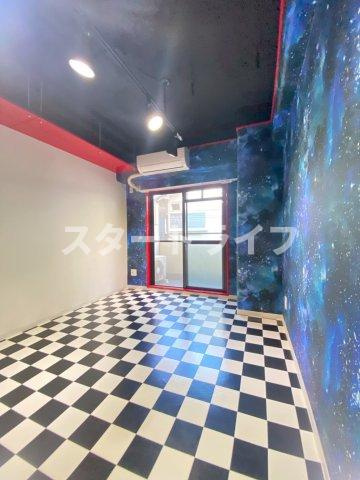 大阪市淀川区西三国３丁目の賃貸マンションの寝室
