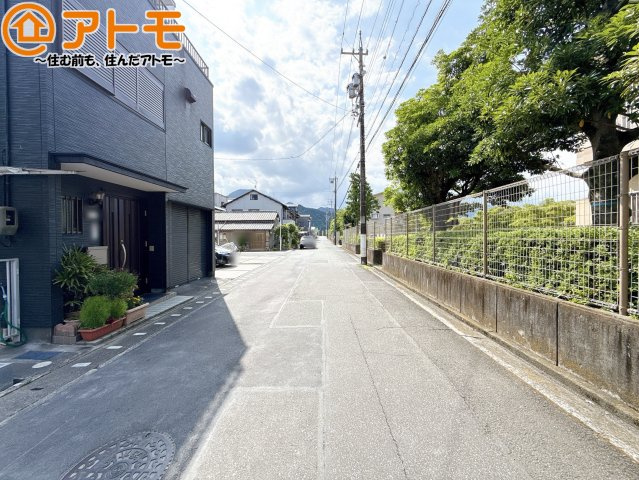 【前面道路含む現地写真】 | 葵区秋山町第2　新築戸建　全1棟