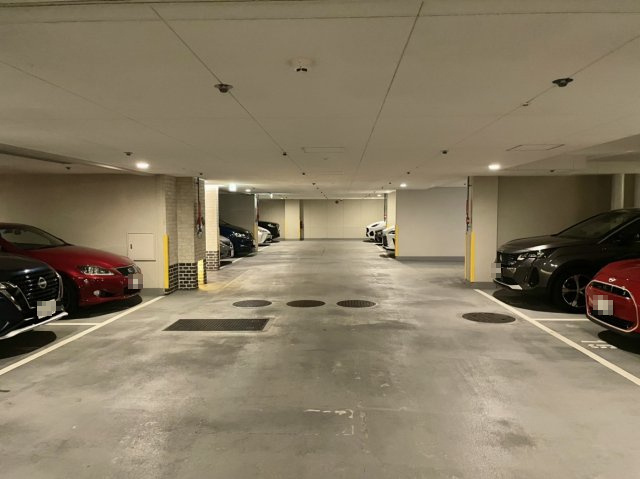 ワコーレ御影シーズンズ住吉山手の杜の駐車場