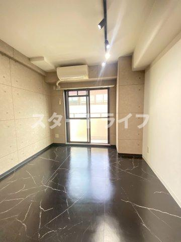 大阪市淀川区西三国３丁目の賃貸マンションの寝室