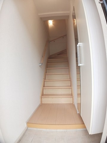 熊本市北区龍田１丁目のアパートの玄関