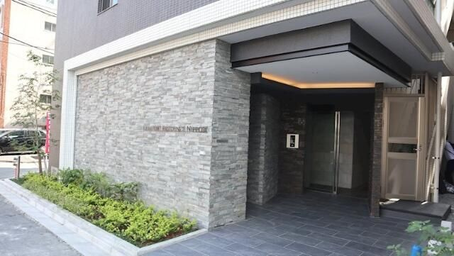 ＣＯＭＦＯＲＴ　ＲＥＳＩＤＥＮＣＥ　ＮＩＰＰＯＲＩのエントランス