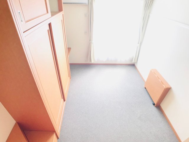 レオパレス山久の居間・リビング
