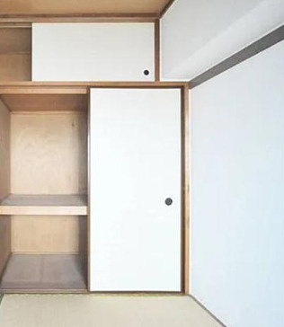 ビレッジハウス品川八潮タワー1号棟の収納|便利な収納スペースです