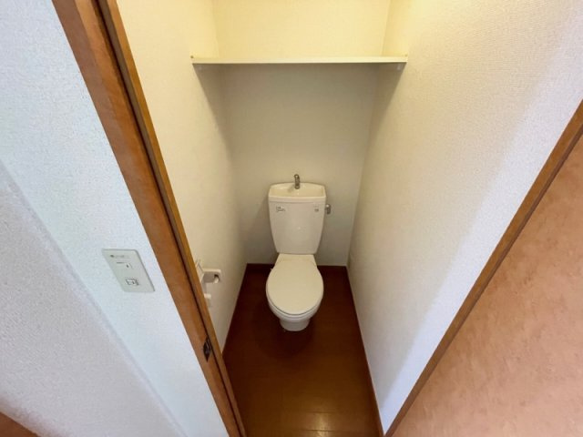 レオパレス新町のトイレ