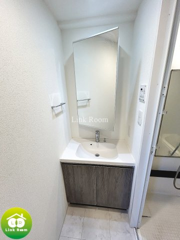 ジニア深川住吉の独立洗面台