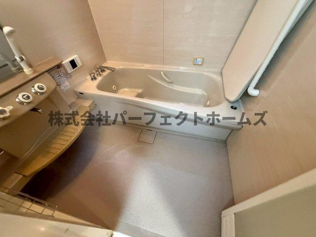 磯島茶屋町戸建　賃貸の浴室|落ち着いた空間のお風呂です