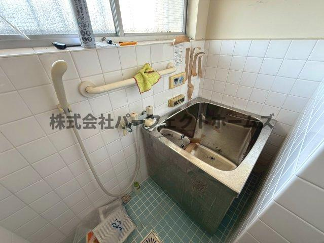 伸和マンションの浴室|お風呂です