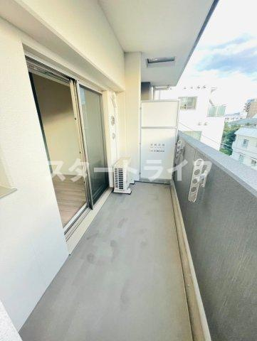 大阪市東淀川区西淡路１丁目の賃貸マンションのバルコニー