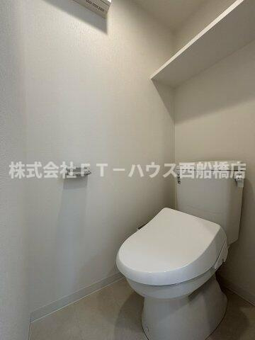ケイディーエックスレジデンス原木中山のトイレ