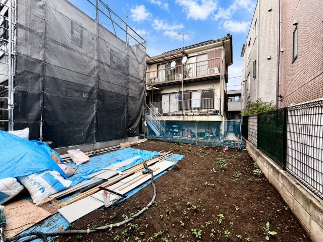 中野区野方6丁目　 建築条件付き売地の外観|2026.07.18撮影

現地ご見学希望・資料請求などお気軽にお問い合わせ下さい！
03-5990-5201