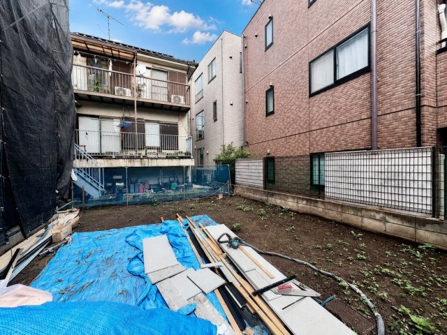 中野区野方6丁目　 建築条件付き売地の外観|2026.07.18撮影

現地ご見学希望・資料請求などお気軽にお問い合わせ下さい！
03-5990-5201