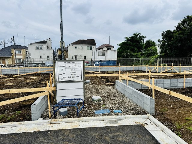 八王子市　小宮町　新築一戸建て　４期の駐車場|～2台駐車可能カースペース～