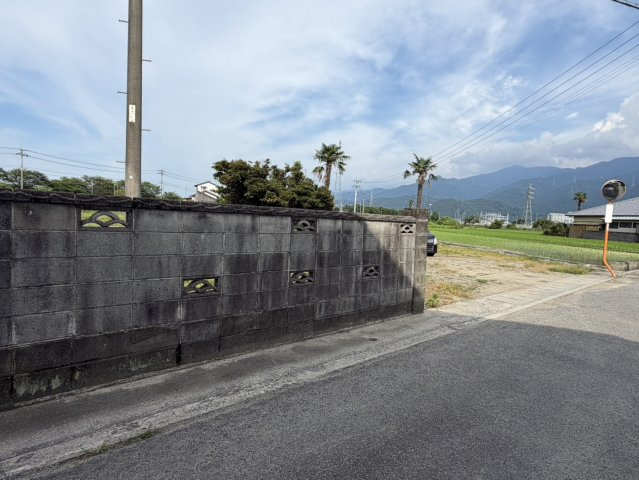 西条市古川乙253-3　乙253-5　売土地の外観