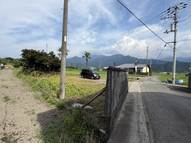 西条市古川乙253-3　乙253-5　売土地の外観