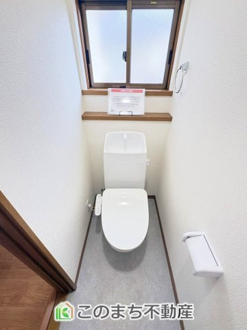 小山市雨ケ谷新田再生住宅のトイレ|トイレは１階と2階にございます♪
