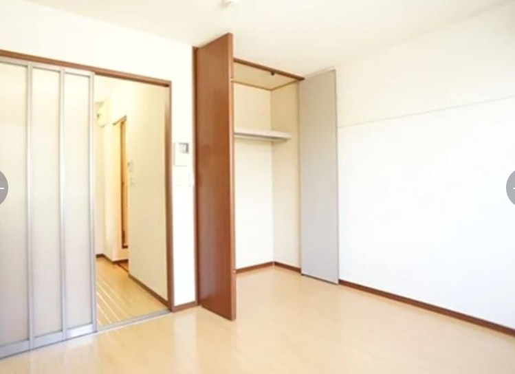 習志野市屋敷３丁目のアパートの寝室