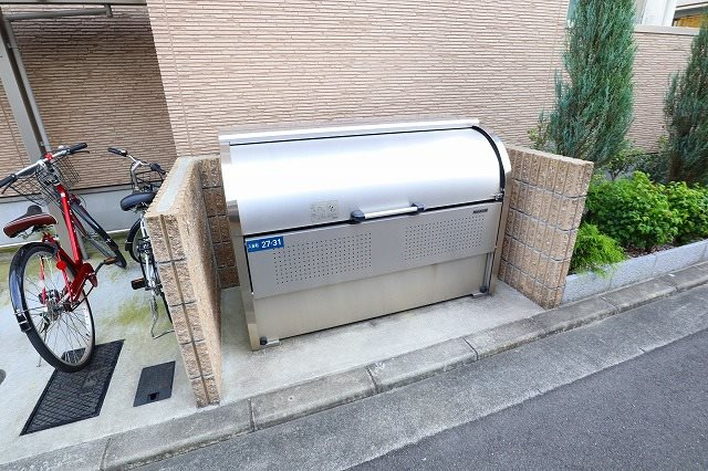 フジパレス八坂町の外観