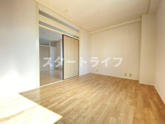 大阪市東淀川区西淡路２丁目の賃貸マンションの寝室