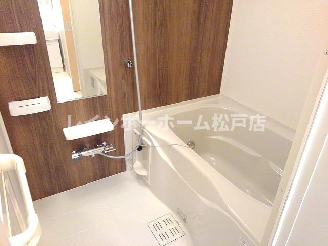 【非対面対応】接客・申込・契約オンライン！LINE×相談可！の浴室