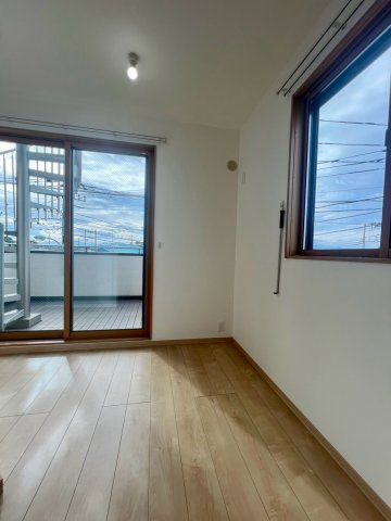 【洋室】 | 茅ヶ崎市中海岸3丁目中古戸建 | 3階洋室（約3.5帖）