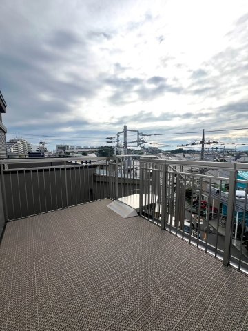 【バルコニー】 | 茅ヶ崎市中海岸3丁目中古戸建 | ルーフバルコニー