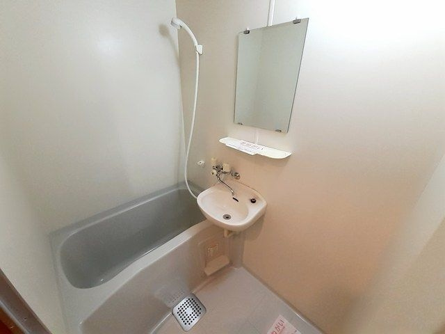 エスポワール由布の浴室