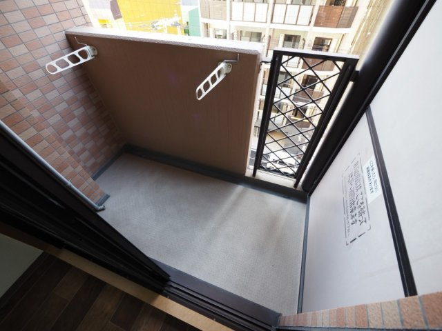 エステムコート大阪城南Ⅱのバルコニー