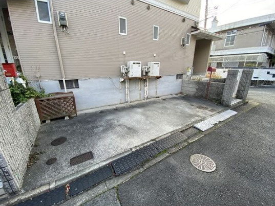【駐車場】御影山手タウンハウス