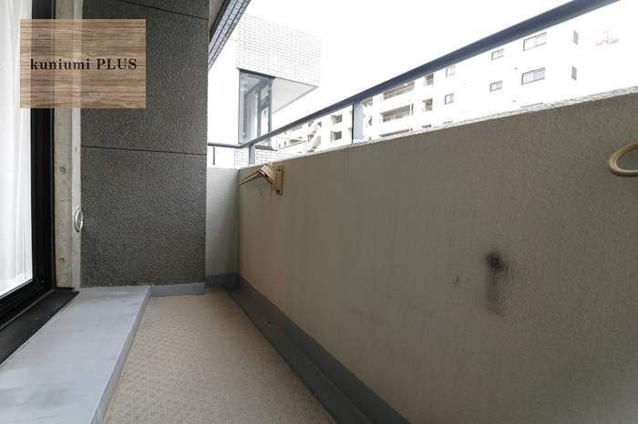 シーズ梅田西のバルコニー