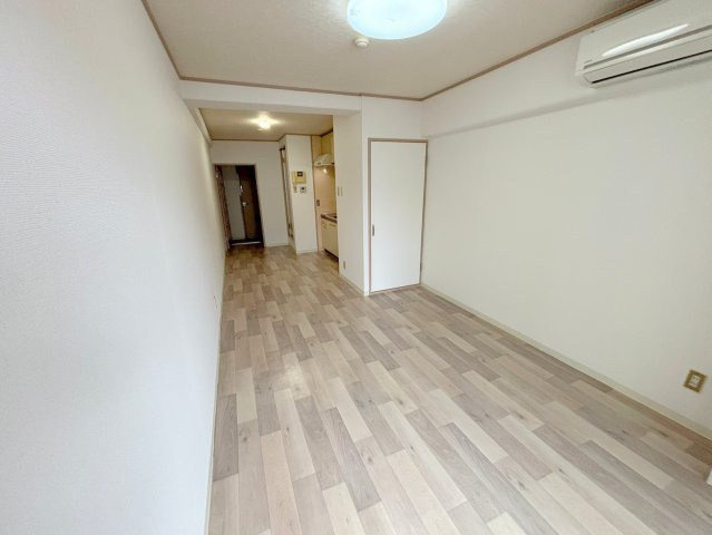 プロヴァンスの洋室