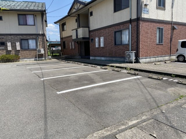 サンクレスト陽明　Ｂの駐車場