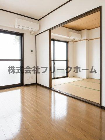 エクリーンミタカⅠの居間・リビング