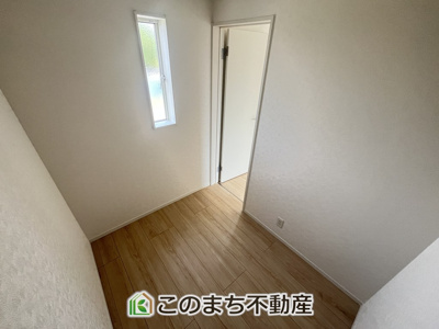 【収納】 | CRADLEGARDEN古河市中田第7　 | ウォークインクローゼットで収納もたっぷり確保しています。大型荷物も収納できて便利ですね！

