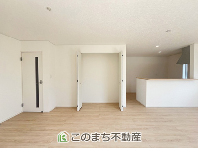 【収納】 | CRADLEGARDEN古河市中田第7　 | 収納もたっぷり容量がございます♪大型荷物も収納できて便利ですね！
