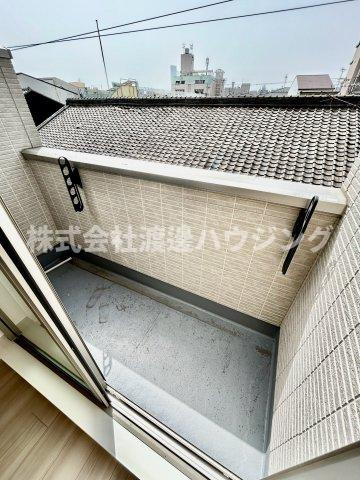 Reメゾン桃谷のバルコニー