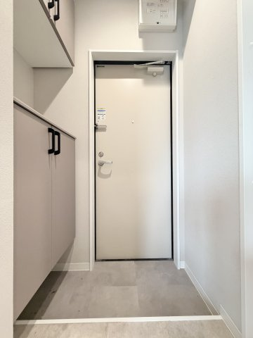 CASA立花の玄関