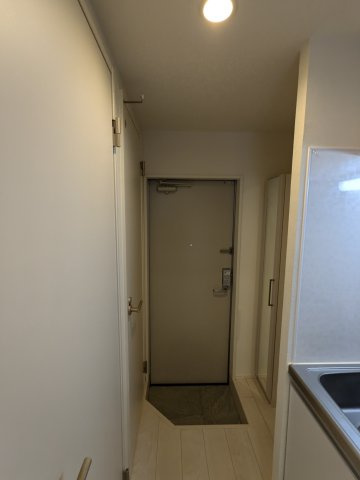 アンソレイエ椥辻の玄関