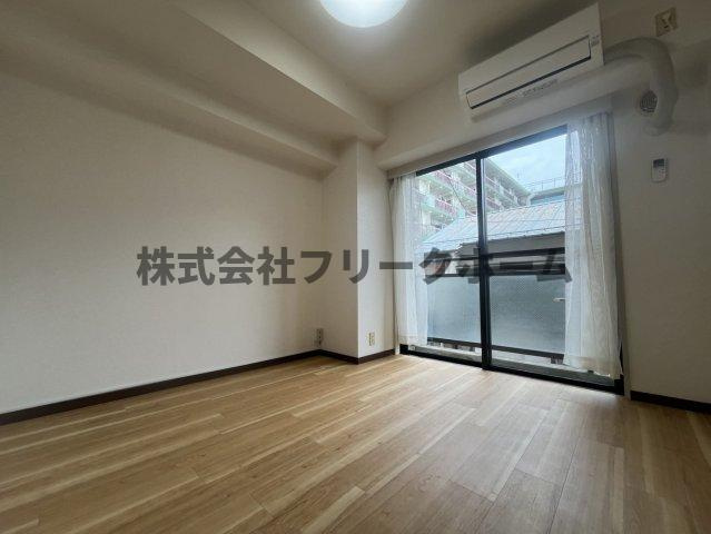 武蔵野市境南町４丁目の賃貸マンションの居間・リビング