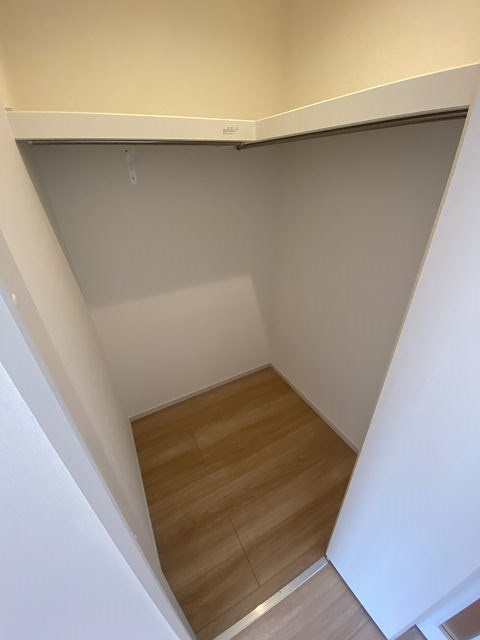 リブリ oak 出屋敷の収納