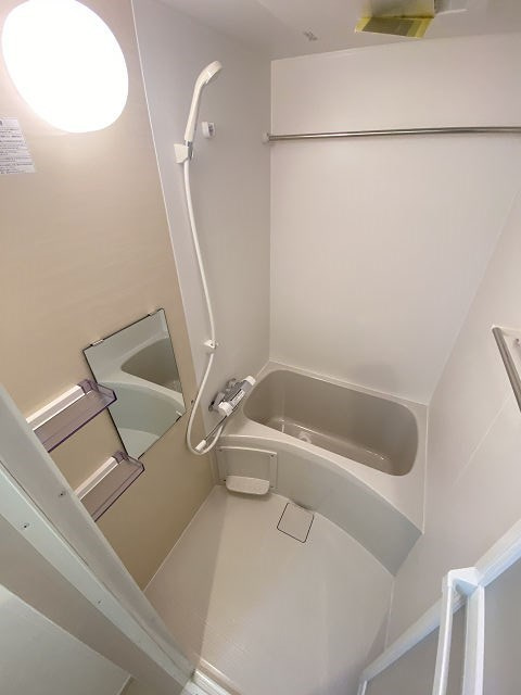 リブリ oak 出屋敷の浴室