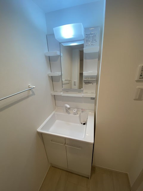 リブリ oak 出屋敷の洗面所