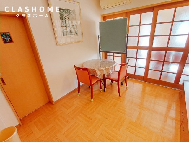 公主館　ＣＯＳＭＯＳ77 のロビー|同物件の別部屋になります。
