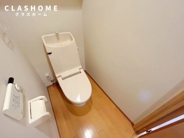 公主館　ＣＯＳＭＯＳ77 のトイレ|同物件の別部屋になります。