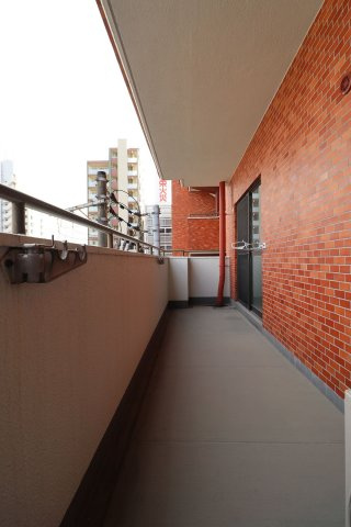 エバーライフ通町【キャッシュバック】のバルコニー