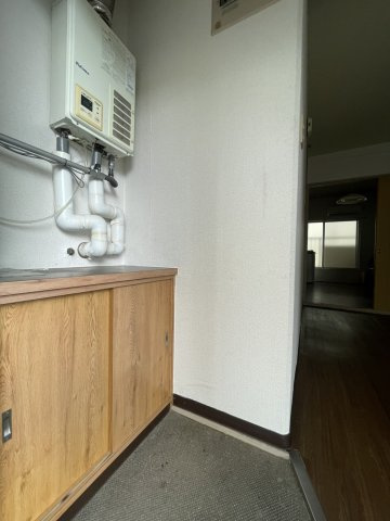 コーポピスガの玄関