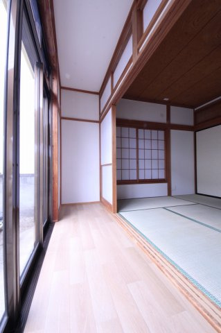 KEM鹿沼市千渡１期　中古戸建のその他|〇広縁〇
広縁です　/2026.7.16撮影