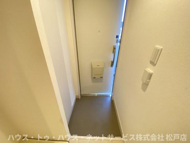 リブリ・ゆうやⅢの玄関